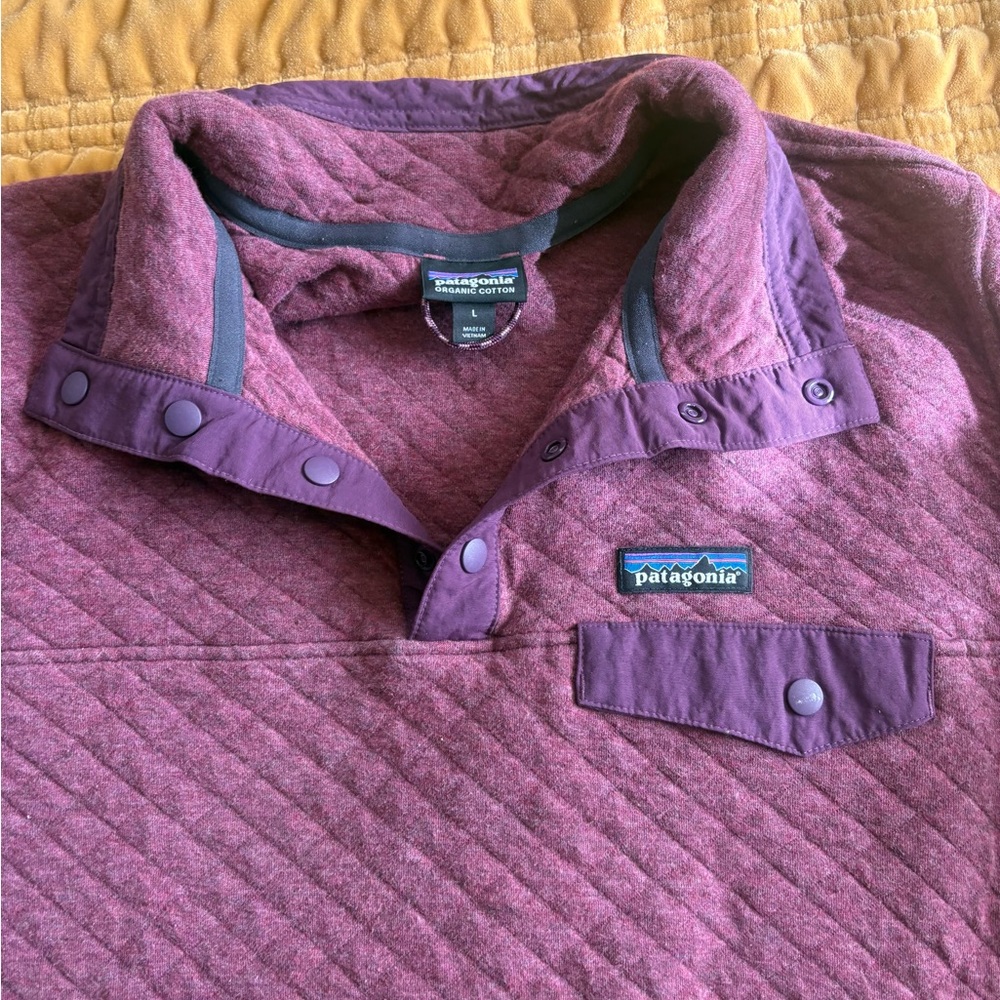 Patagonia Purple Quilted Pullover - Picture 4 of 5